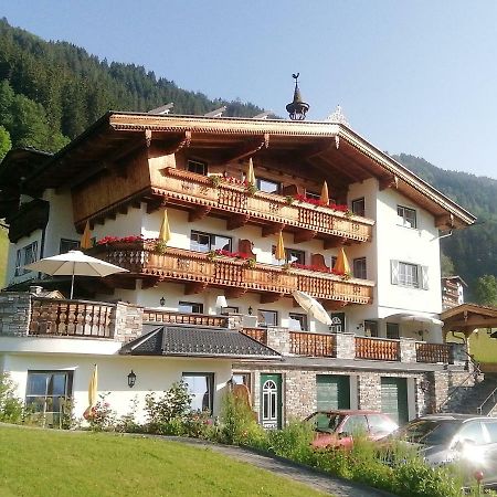 Tirol Appartement Haus Zillertal Целль-ам-Ціллер Екстер'єр фото