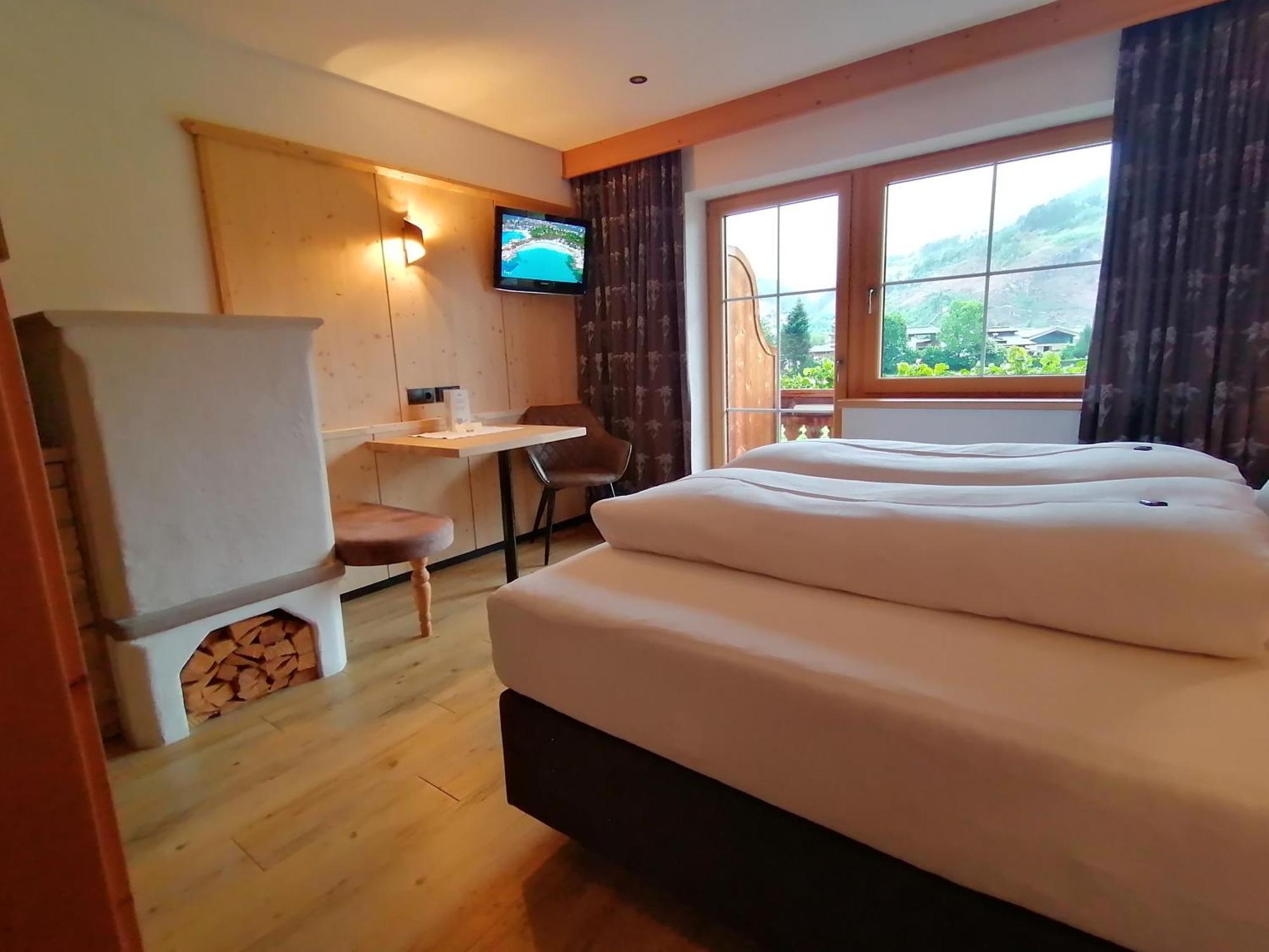 Tirol Appartement Haus Zillertal Целль-ам-Ціллер Екстер'єр фото