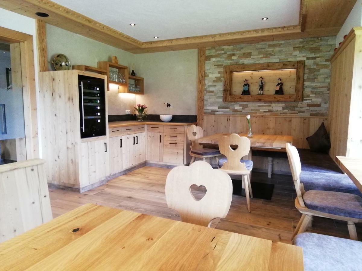 Tirol Appartement Haus Zillertal Целль-ам-Ціллер Екстер'єр фото